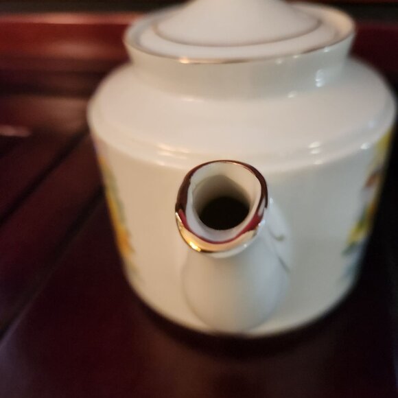 Rare Find Vintage Hand Painted Ceramic Teapot Countryside Theme Farmhouse - Picture 8 of 13